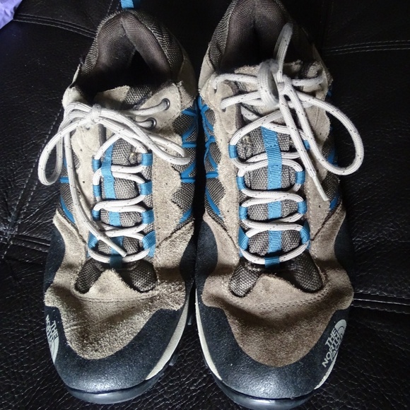 THE NORTH FACE RUNNERS VIBRAM  GREAT FOR HIKING - Picture 1 of 4